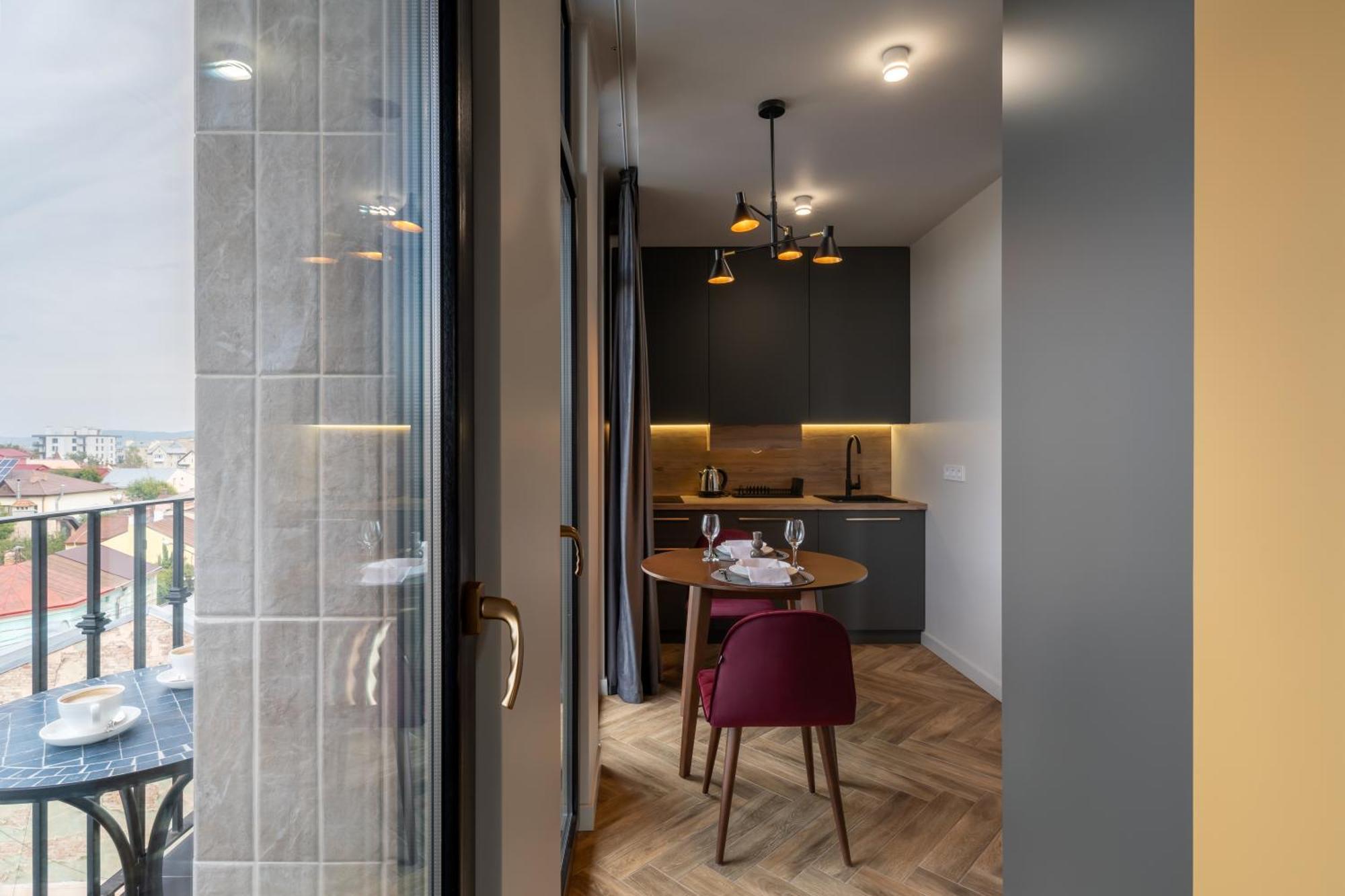 Ridge Apartments Chernivtsi Εξωτερικό φωτογραφία